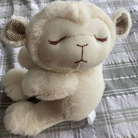 Lamb plush soooooo soft! Plush toy - Picture 2 of 4